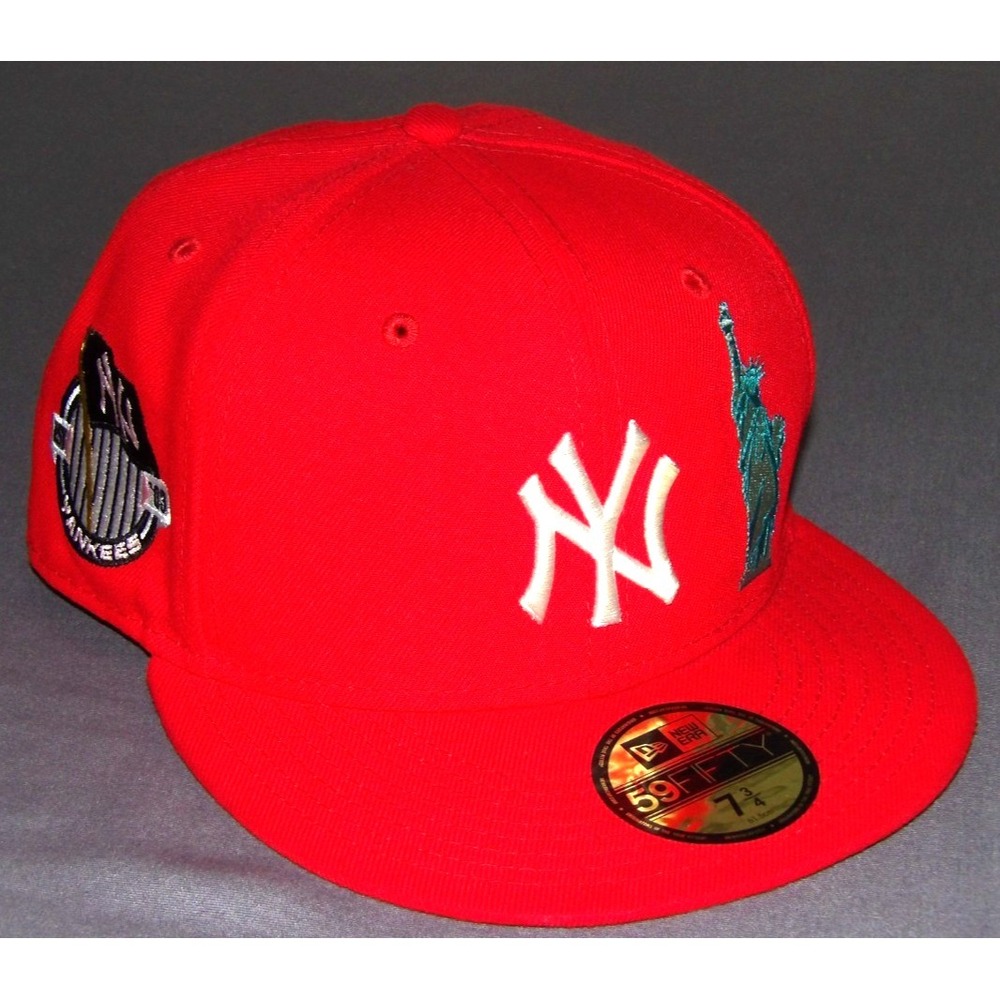 New York Yankees Statue of Liberty Big Apple EST. '03 Patch Fitted Hat 7 3/4